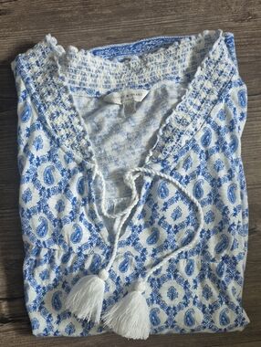 Lucky Brand Paisley White and Blue Tassel Tie Printed V-Neck Blouse